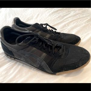 Black onitsuka Tiger